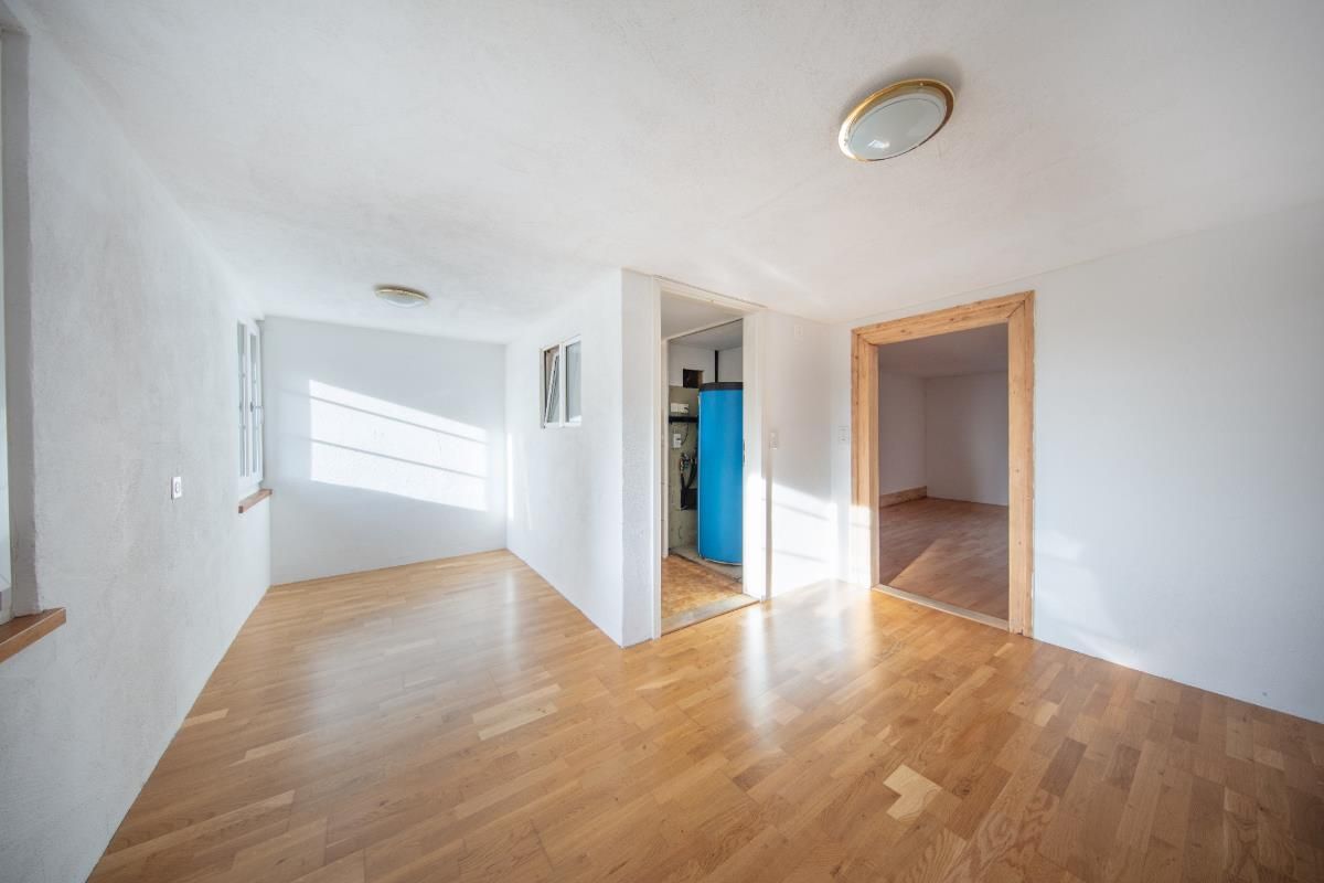6 Zimmerwohnung mit Terrasse - 7