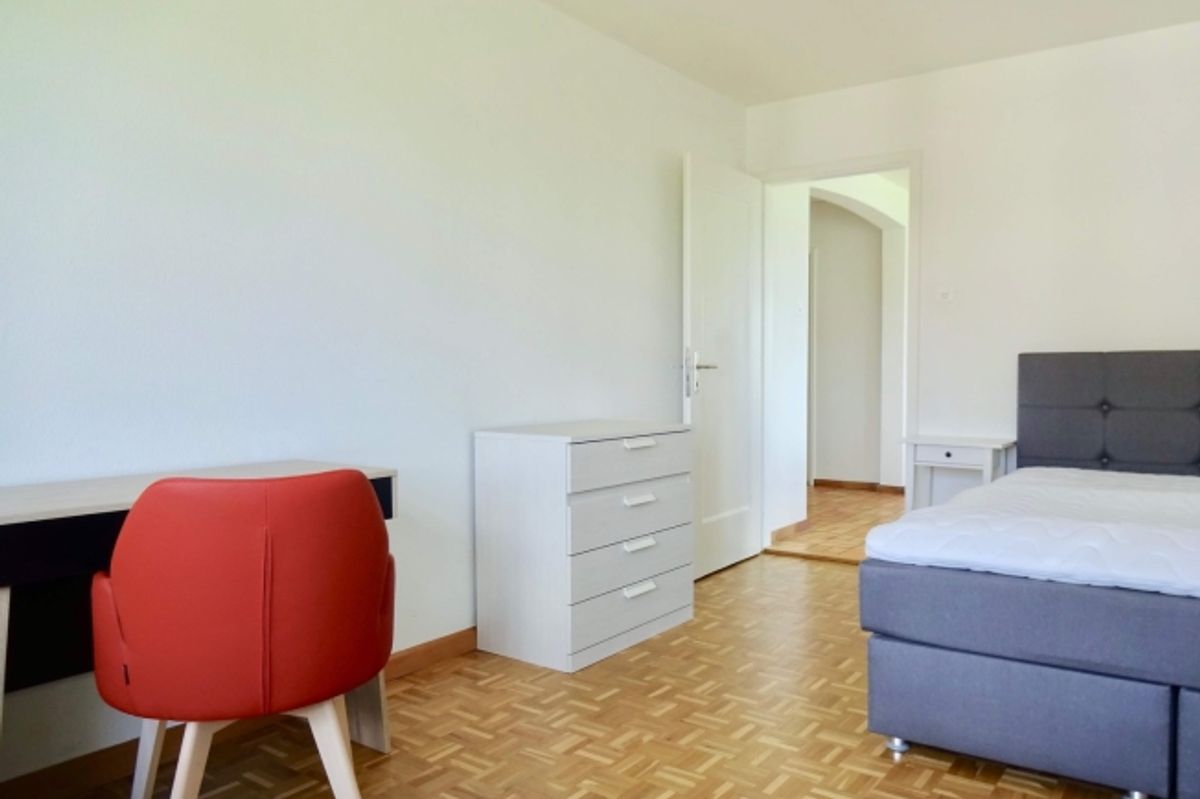 Furnished room in modernised apartment in a top location - 7