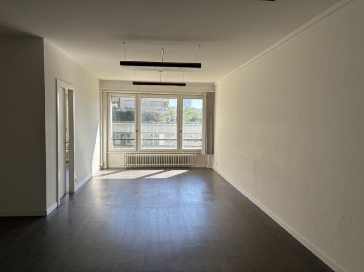 Bureau spacieux et lumineux de 175 m² - conditions flexibles - 0