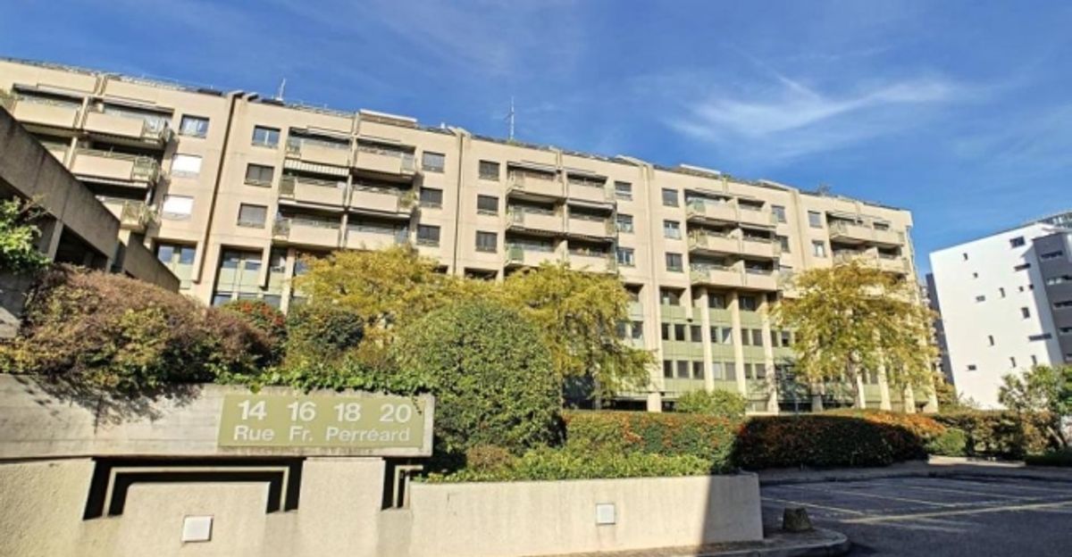 Bureaux de 186 m2 au 1er étage - 0
