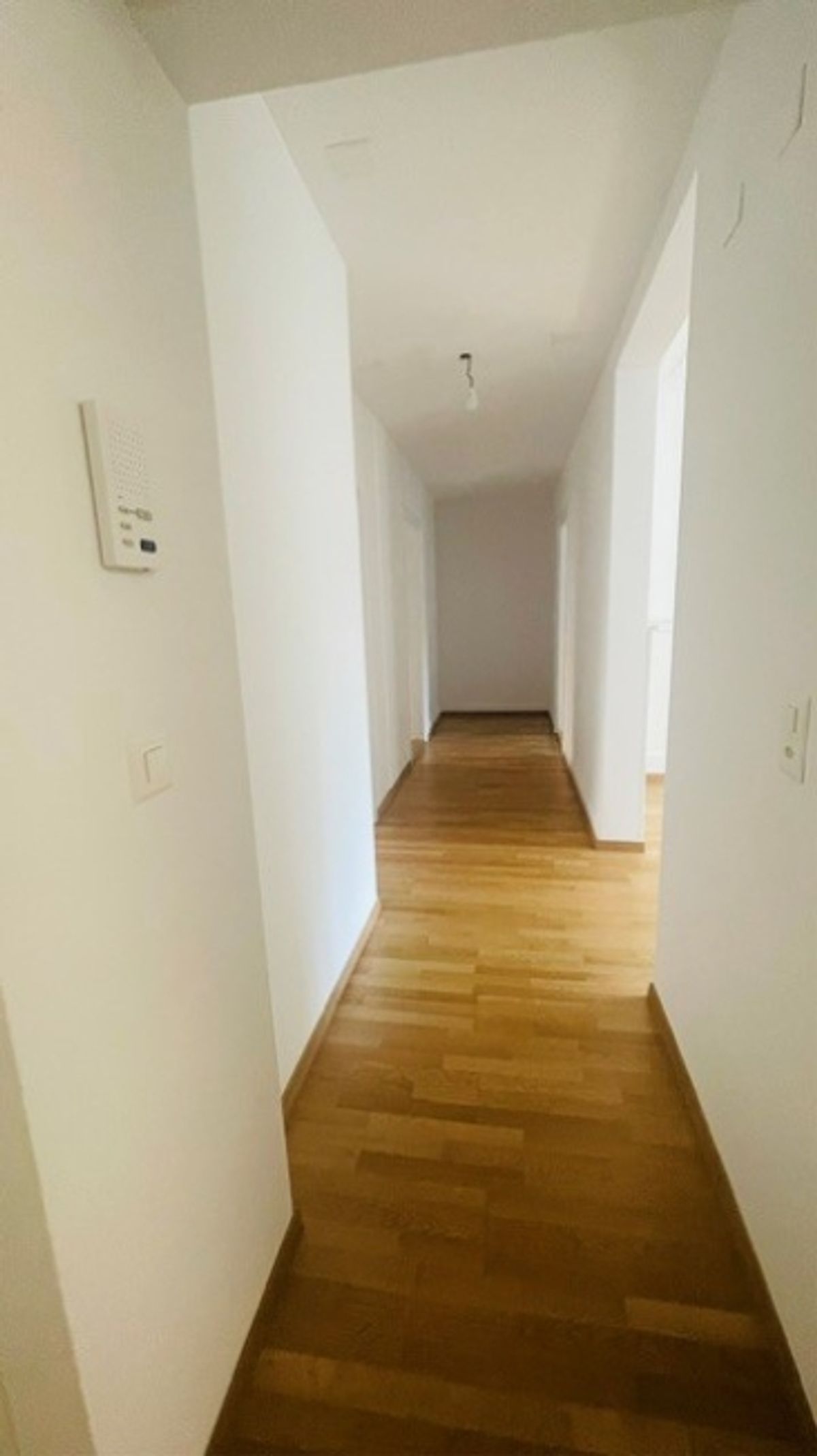 Zentral und komfortabel – 4.5-Zimmer-Wohnung nahe Bahnhof Wiedikon - 1