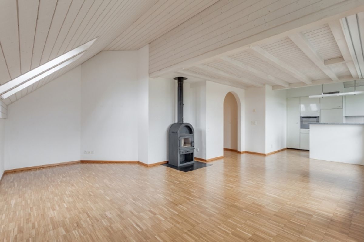Mieten ohne Kaution - 2-stöckige Dachwohnung im Grünen - 0