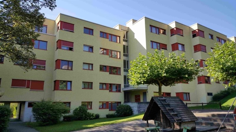 2.5-Zimmer-Wohnung mit Sitzplatz! "Mieten ohne Kaution" - 1
