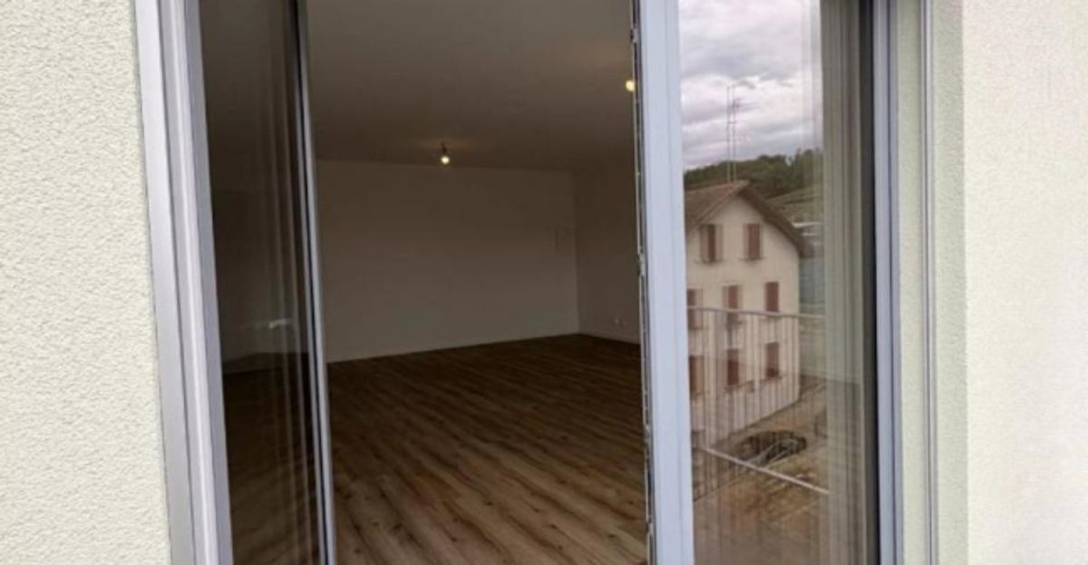 Bureau moderne avec ascenseur à Echandens - 2