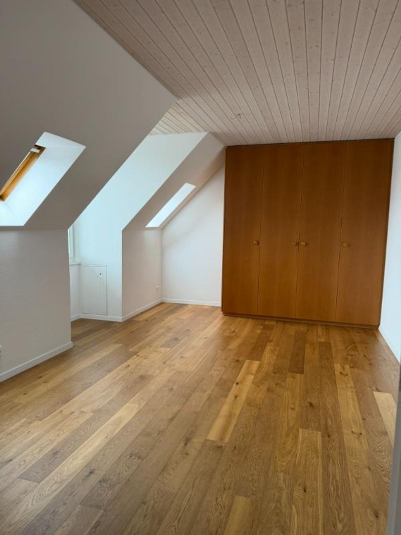 6.5 Zimmer Wohnung - 7