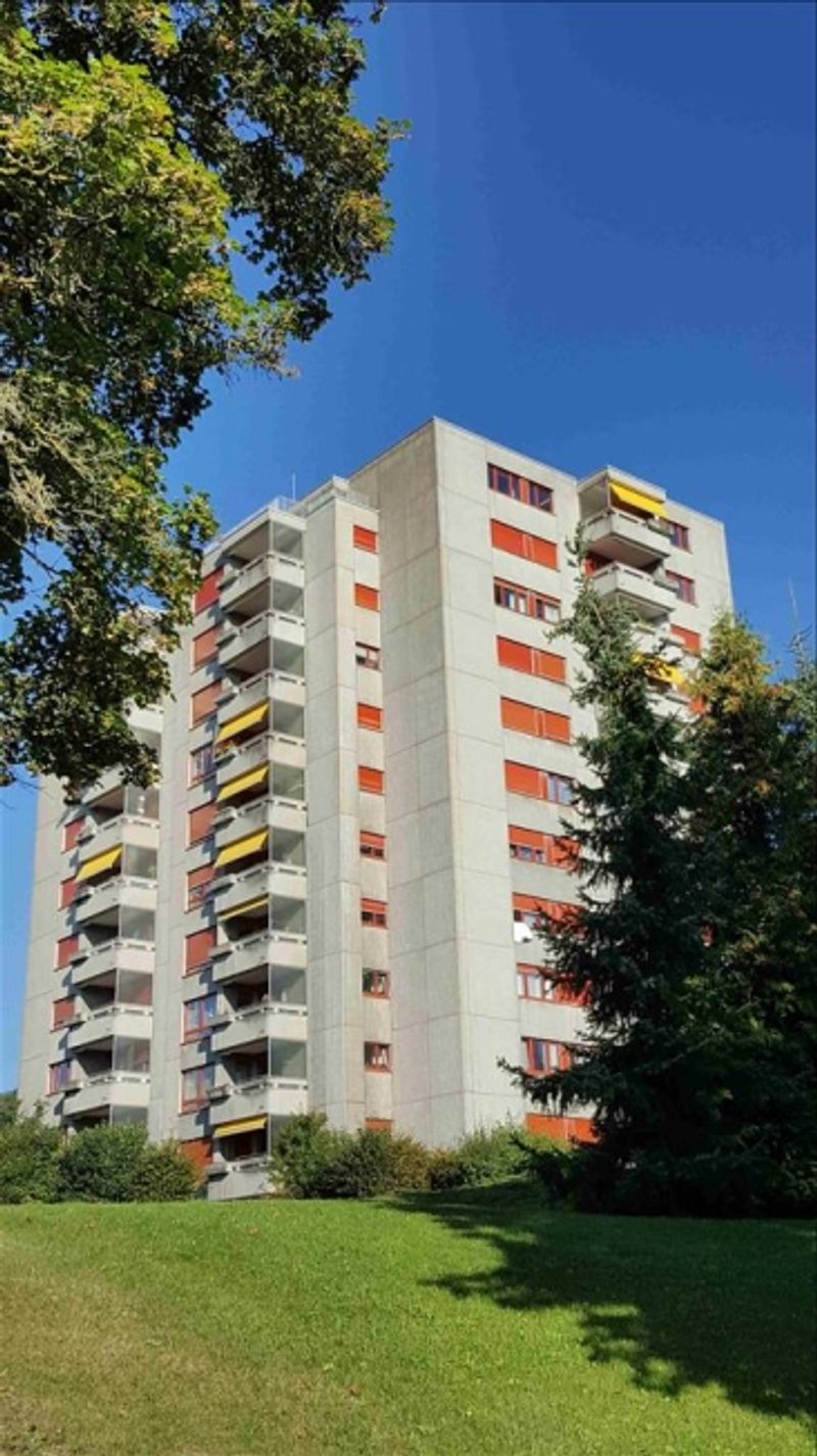 Grosszügige, moderne 3.5 Zimmer-Wohnung "Mieten ohne Kaution" - 1