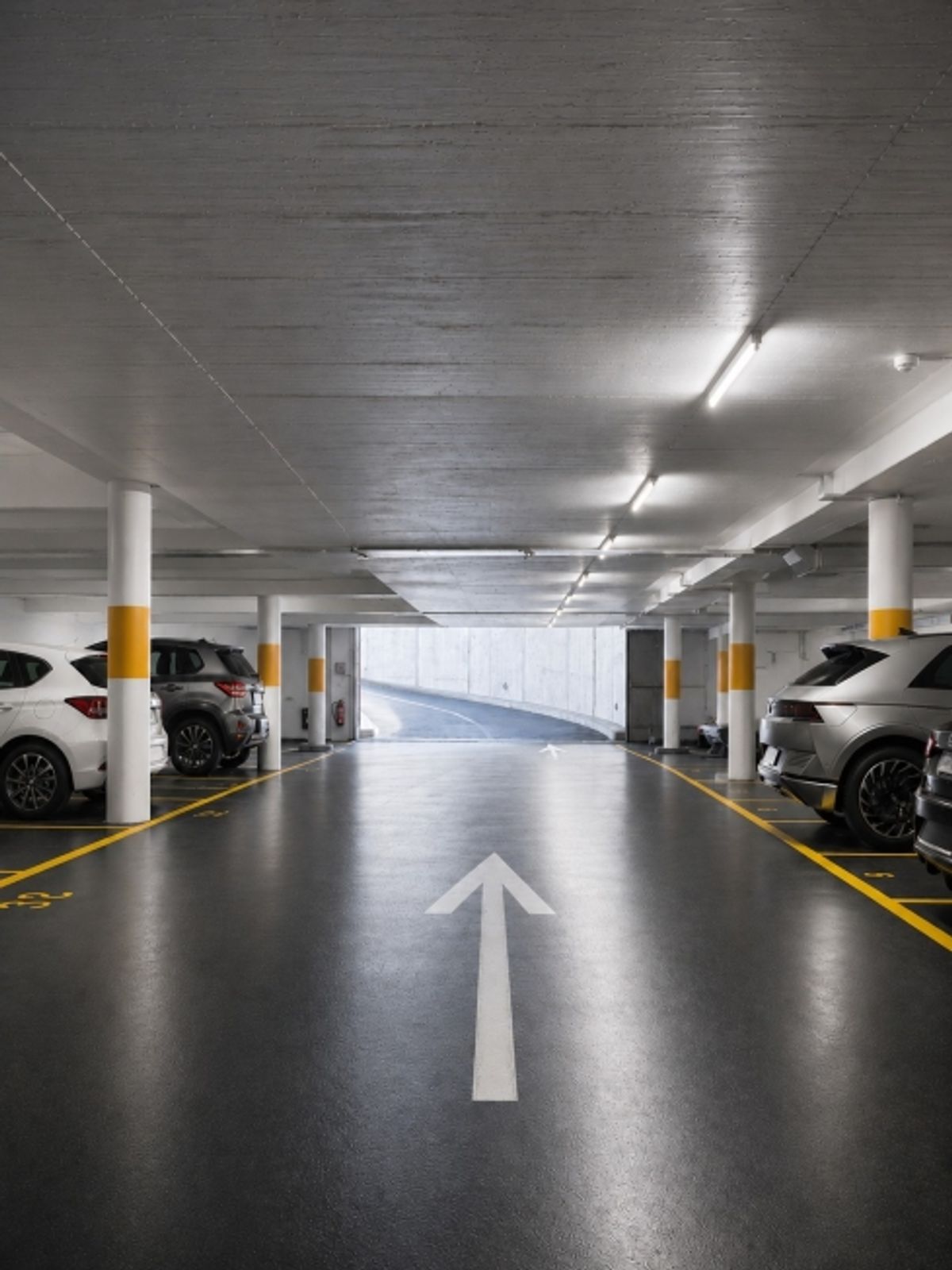 Sicher, trocken und bequem parkiert. - 1