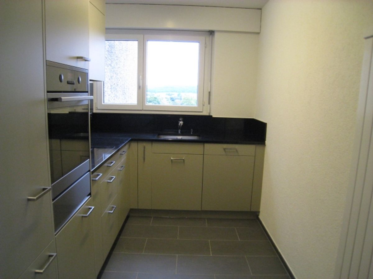 Grosszügige, moderne 3.5 Zimmer-Wohnung "Mieten ohne Kaution" - 2