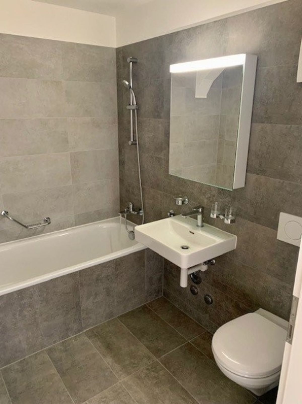 Magnifique loft avec mezzanine à Lausanne ! - 4