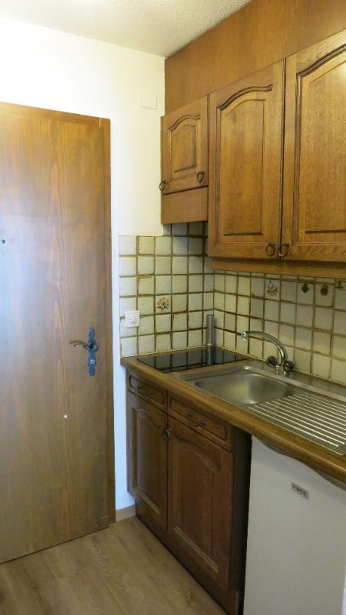 1 Zimmer Wohnung - 2