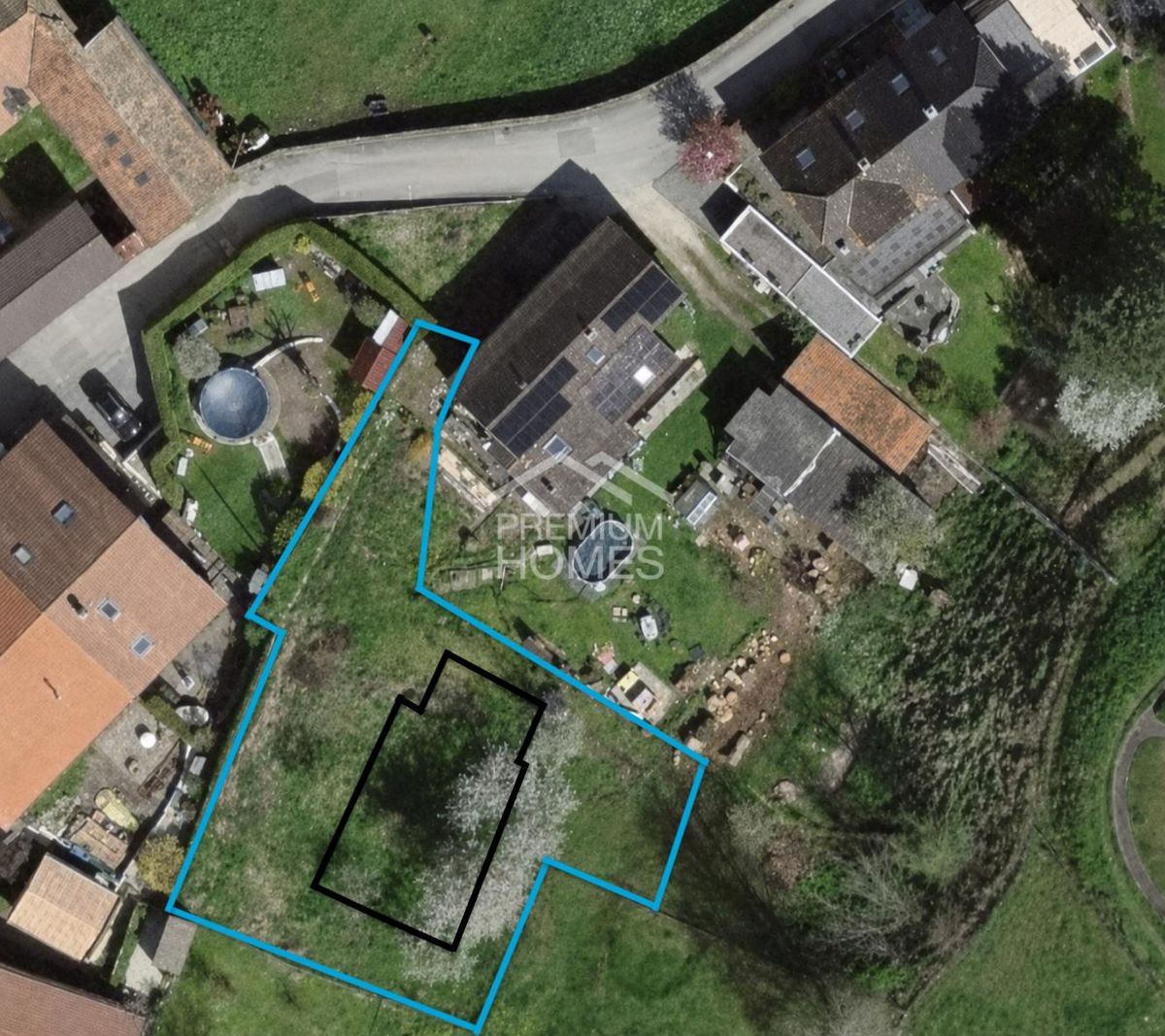 Terrain avec permis pour villa familiale - 1