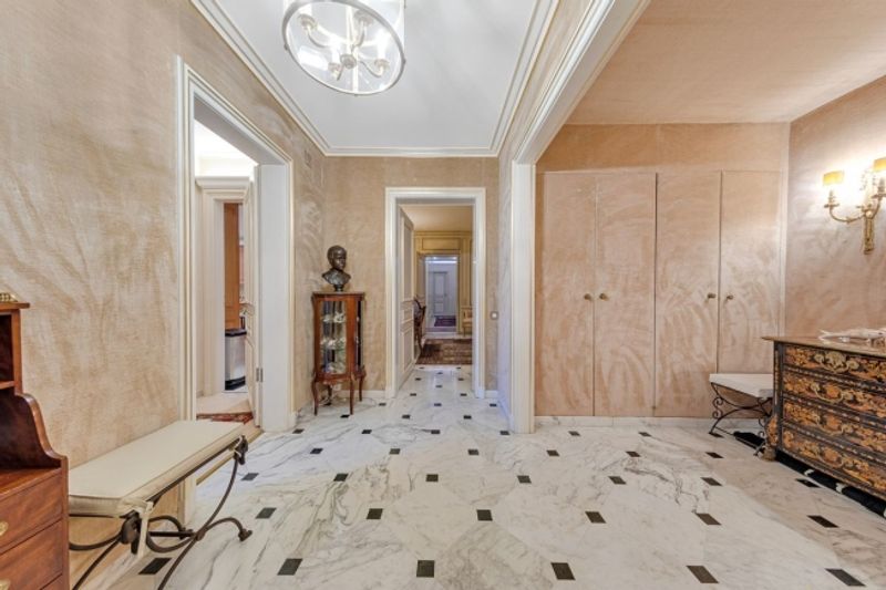 Außergewöhnliche Wohnung an einer außergewöhnlichen Adresse - 12