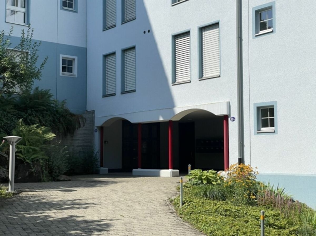 grosszügiges Wohnen an sonniger, ruhiger Lage - ideal für die Familie - 1