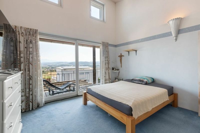 6.5-Zimmer-Haus - ruhig gelegen mit Weitsicht - 6
