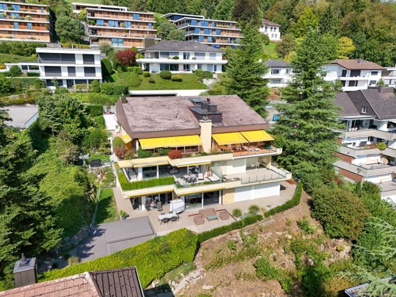 Exklusives Wohnerlebnis mit unverbaubarer Sicht auf See und Berge - 2