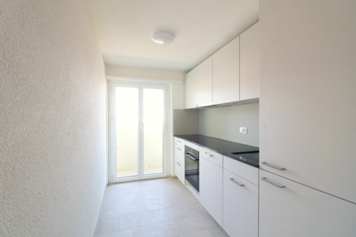 3.5 Zimmer Wohnung mit Balkon - 0