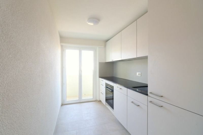 3.5 Zimmer Wohnung mit Balkon - 1