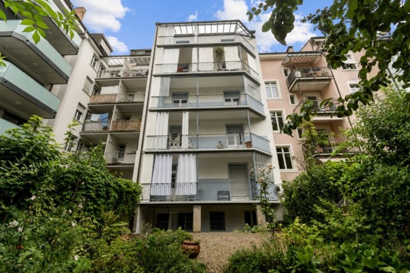 Rare Gelegenheit Klassische Altbauwohnung im Gundeli - 8