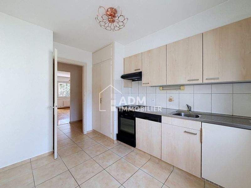 3.5-Zimmer-Wohnung mit zwei Parkplätzen - 7