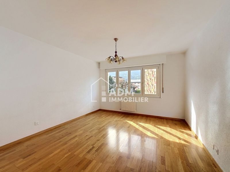 3.5-Zimmer-Wohnung mit zwei Parkplätzen - 8