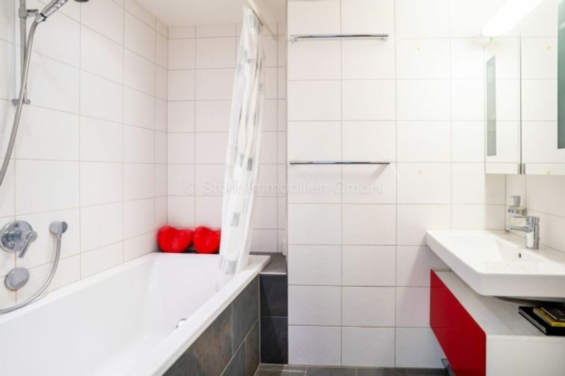 Charmantes Dreifamilienhaus mit Garten in Winterthur-Veltheim - 5