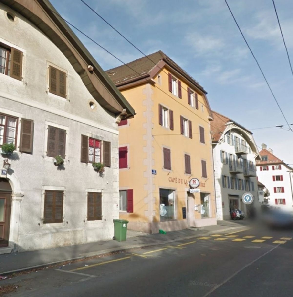 Chaux-de-Fonds, schöne renovierte 1,5-Zimmer-Wohnung - 0