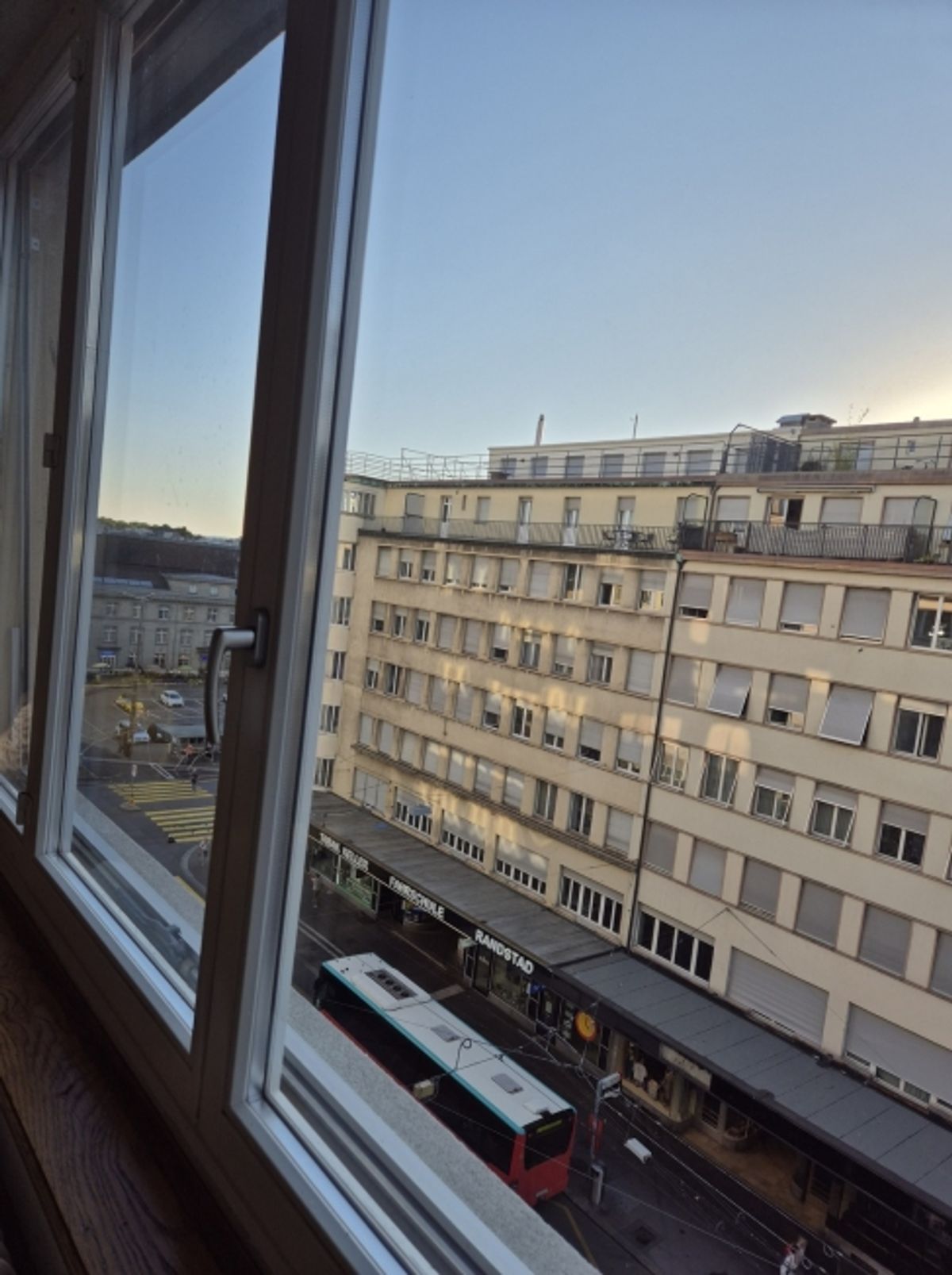 3-ZIMMER-WOHNUNG IN BIEL/BIENNE (BE), MÖBLIERT, BEFRISTET - 8