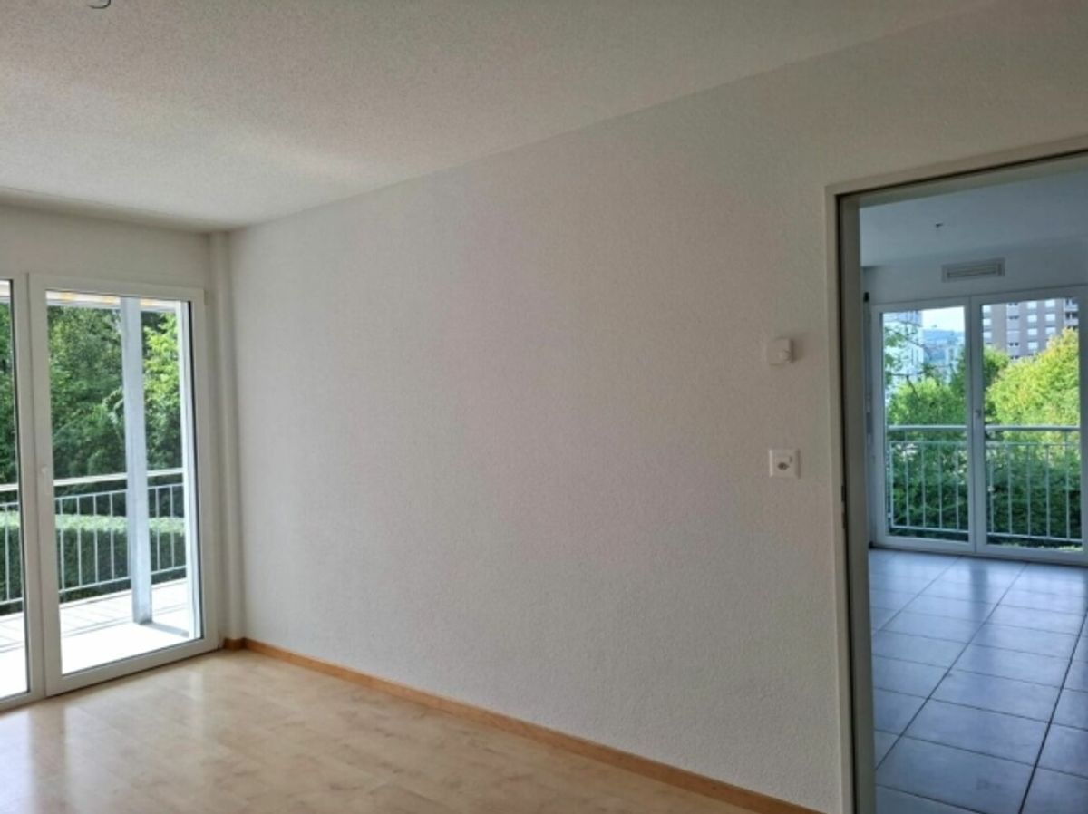SCHÖNE WOHNUNG MIT GROSSEM BALKON - 7