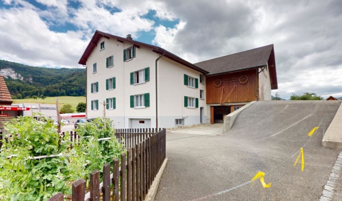 Schöne, helle 3.5 Zimmer Wohnung in Zweifamilienhaus - 10