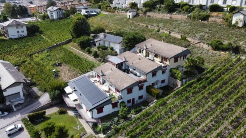 Doppelhaushälfte mit 5,5 Zimmern in Sion - 1