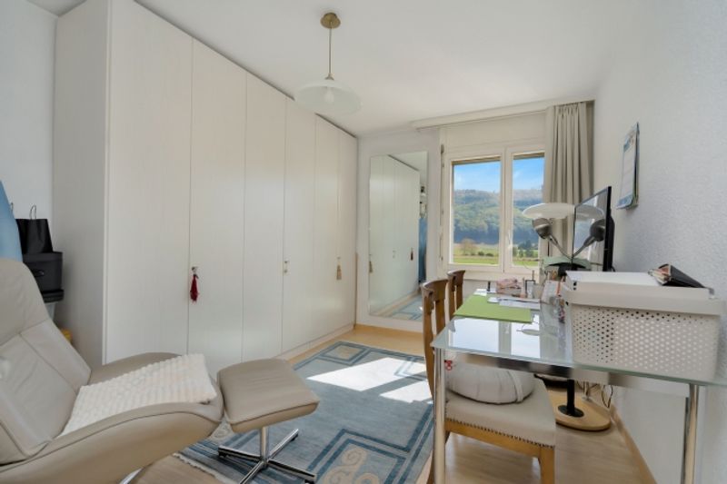 Gepflegte 4.5- Zimmer Wohnung an ruhiger Lage - 7