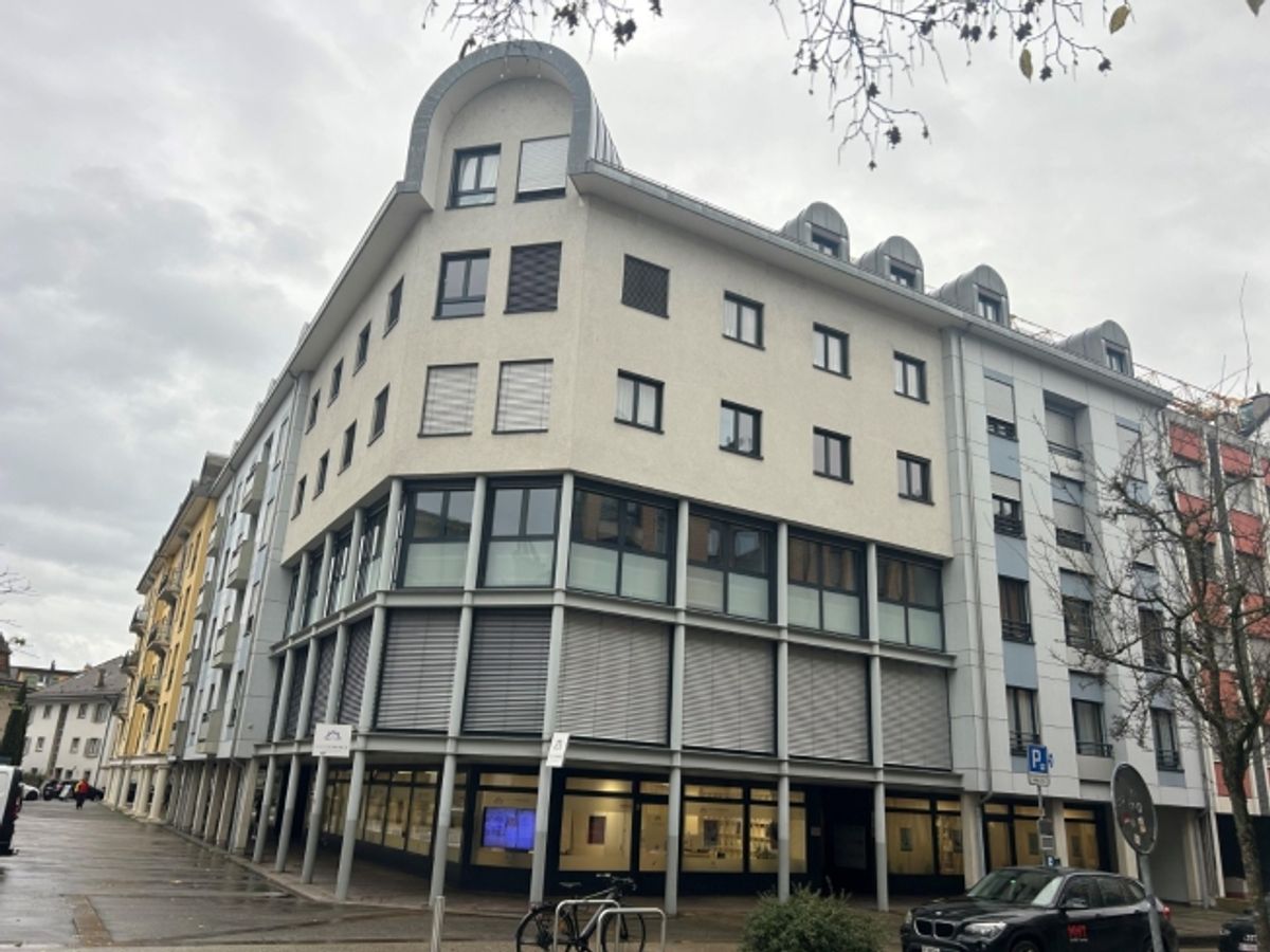Geräumige Büros im 2. Stock - 0