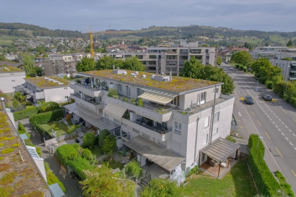 Familienwohnung mit Weitblick – sofort bezugsbereit - 0