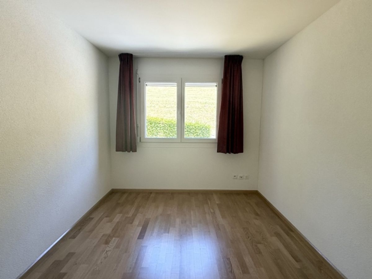 4.5-ZIMMERWOHNUNG MIT GROSSZÜGIGEM BALKON UND
VIELSEITIGEN NEBENRÄUMEN - 9