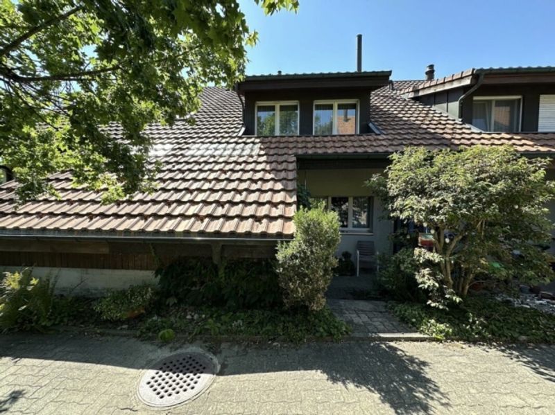 Hübsches Reihenmittelhaus mit einmaliger Aussicht - 2