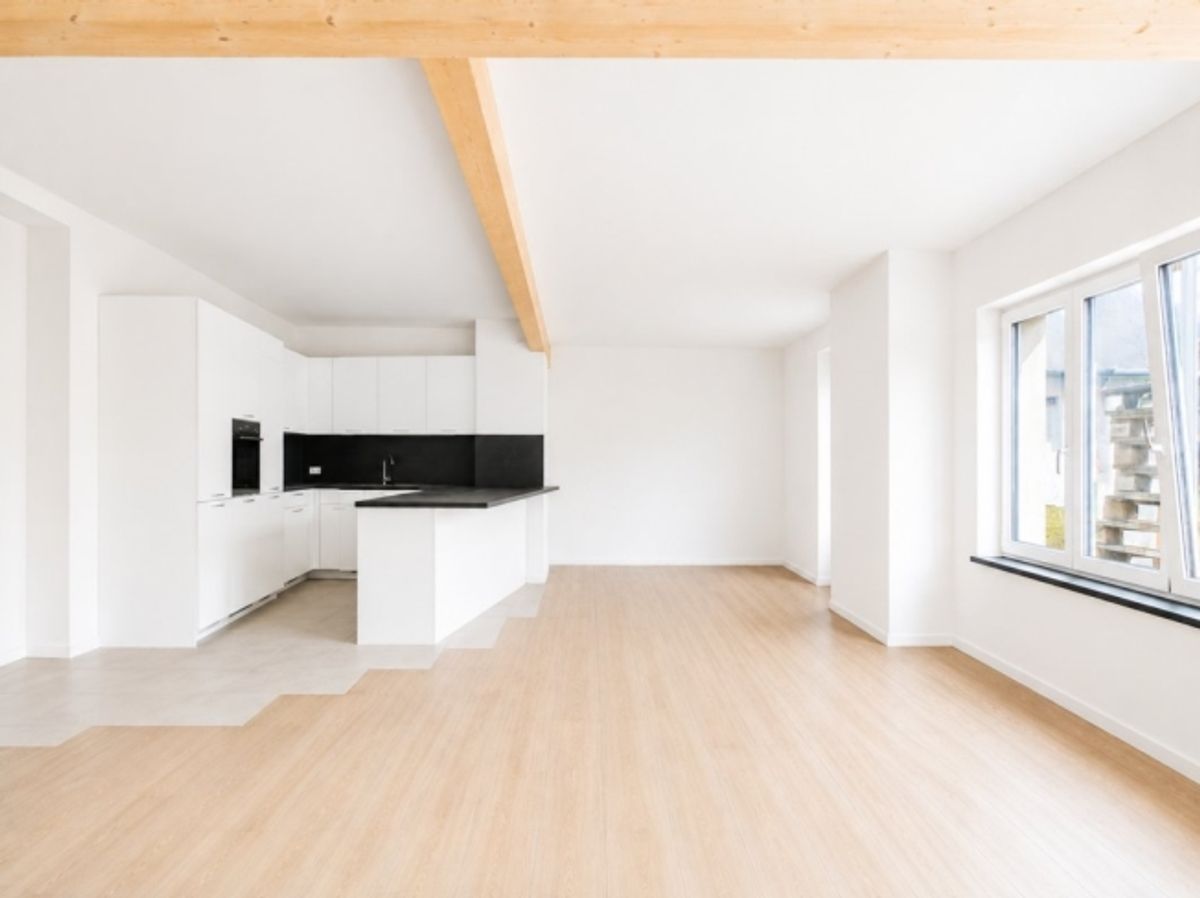 Wohnen mit Geschichte Einzigartige 4.5-Zimmer-Maisonettewohnung in ehemaliger Kegelbahn - Erstvermietung - 0
