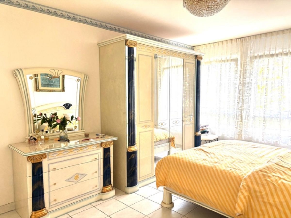 Sehr schöne 5,5-Zimmer-Wohnung, komplett möbliert mit Balkon in Petit-Saconnex/Geneva - 7