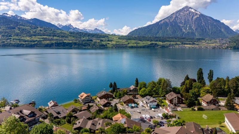 Unverbaubarer Blick auf den Thunersee - Wunderschöne Maisonette-Wohnung - Ihr neues Domizil - 2