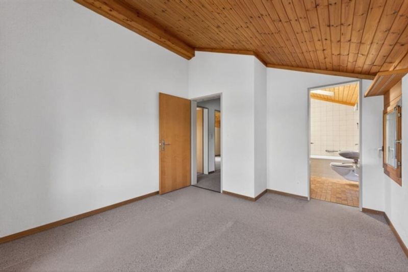 Unverbaubarer Blick auf den Thunersee - Wunderschöne Maisonette-Wohnung - Ihr neues Domizil - 12