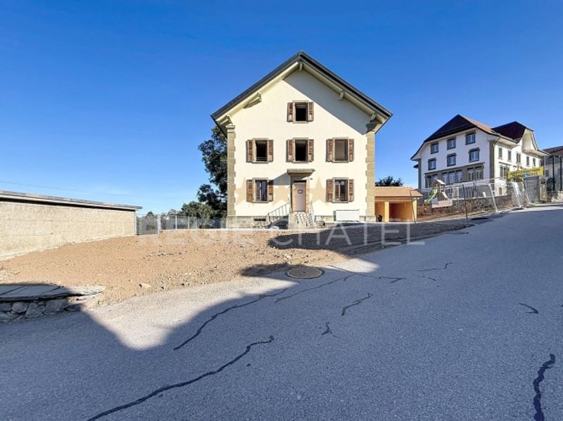 Charmantes 2.5-Zimmer-Apartment, komplett renoviert - 1