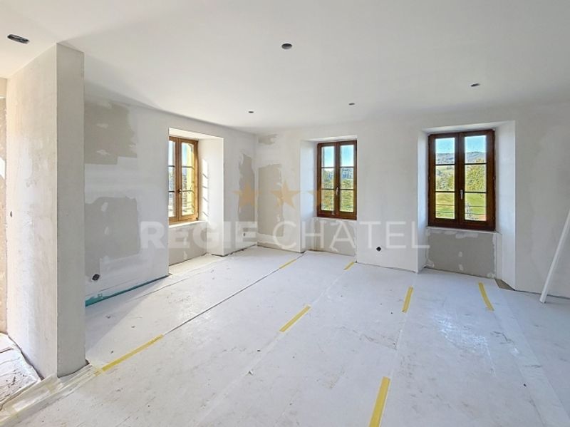 Charmantes 2.5-Zimmer-Apartment, komplett renoviert - 3