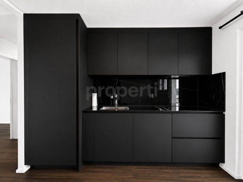 Einmalige Chance mit Seesicht 4.5-Zimmer-Wohnung mit Potenzial in Nottwil - 4