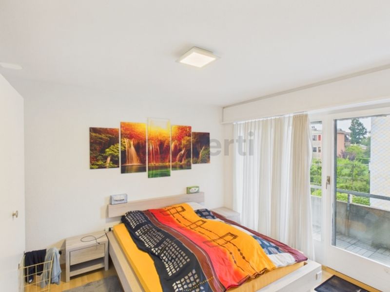 Modernes 2.5-Zimmer-Apartment mit Balkon, Sutz-Lattrigen - 4