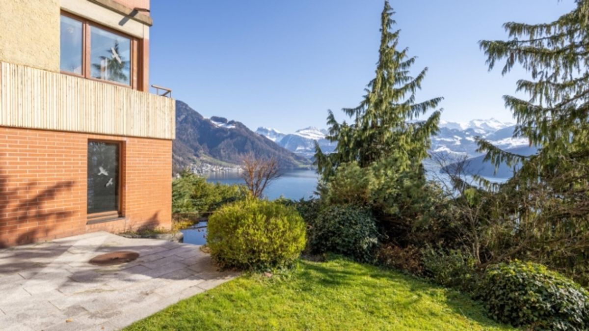 BEFRISTET Architektenvilla mit traumhafter See-/Bergsicht - 3