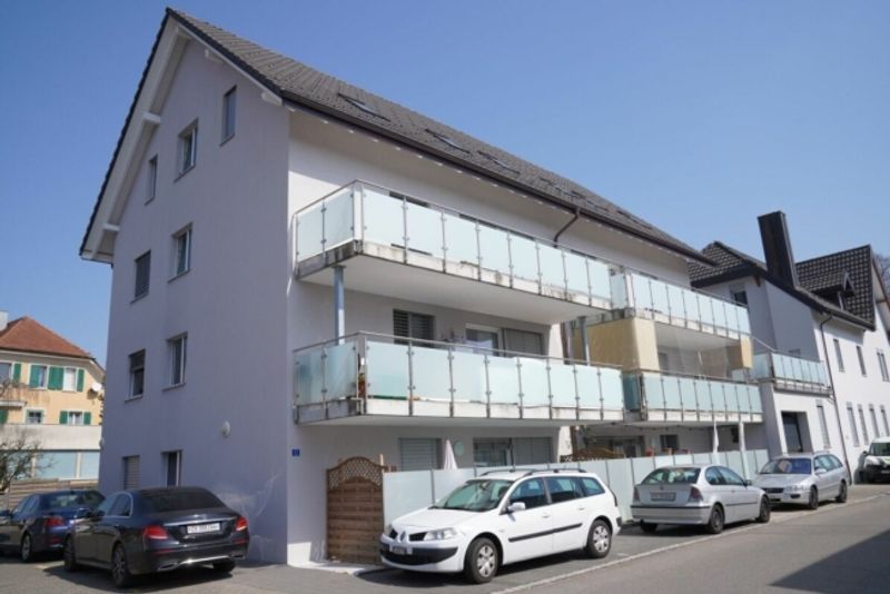 Moderne 3.5-Zimmerwohnung an sehr zentraler und schöner Lage - 1