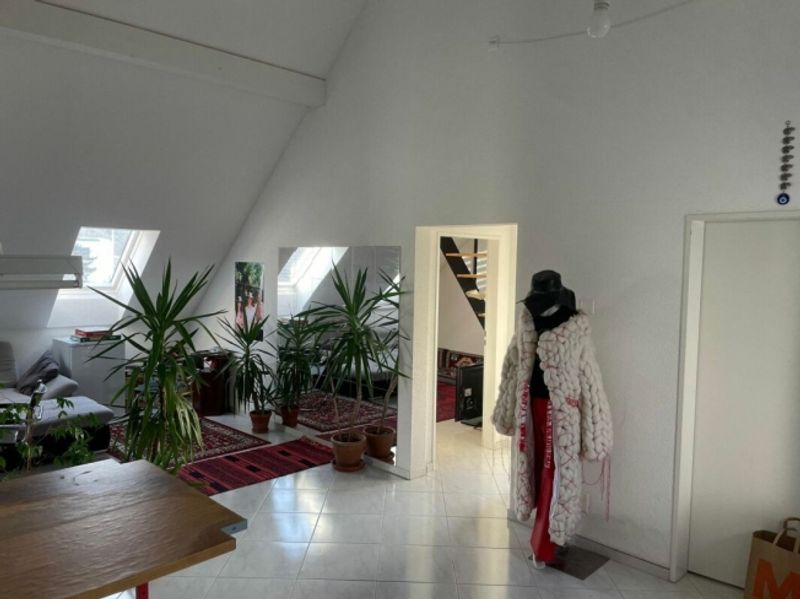 Moderne 3.5-Zimmerwohnung an sehr zentraler und schöner Lage - 3