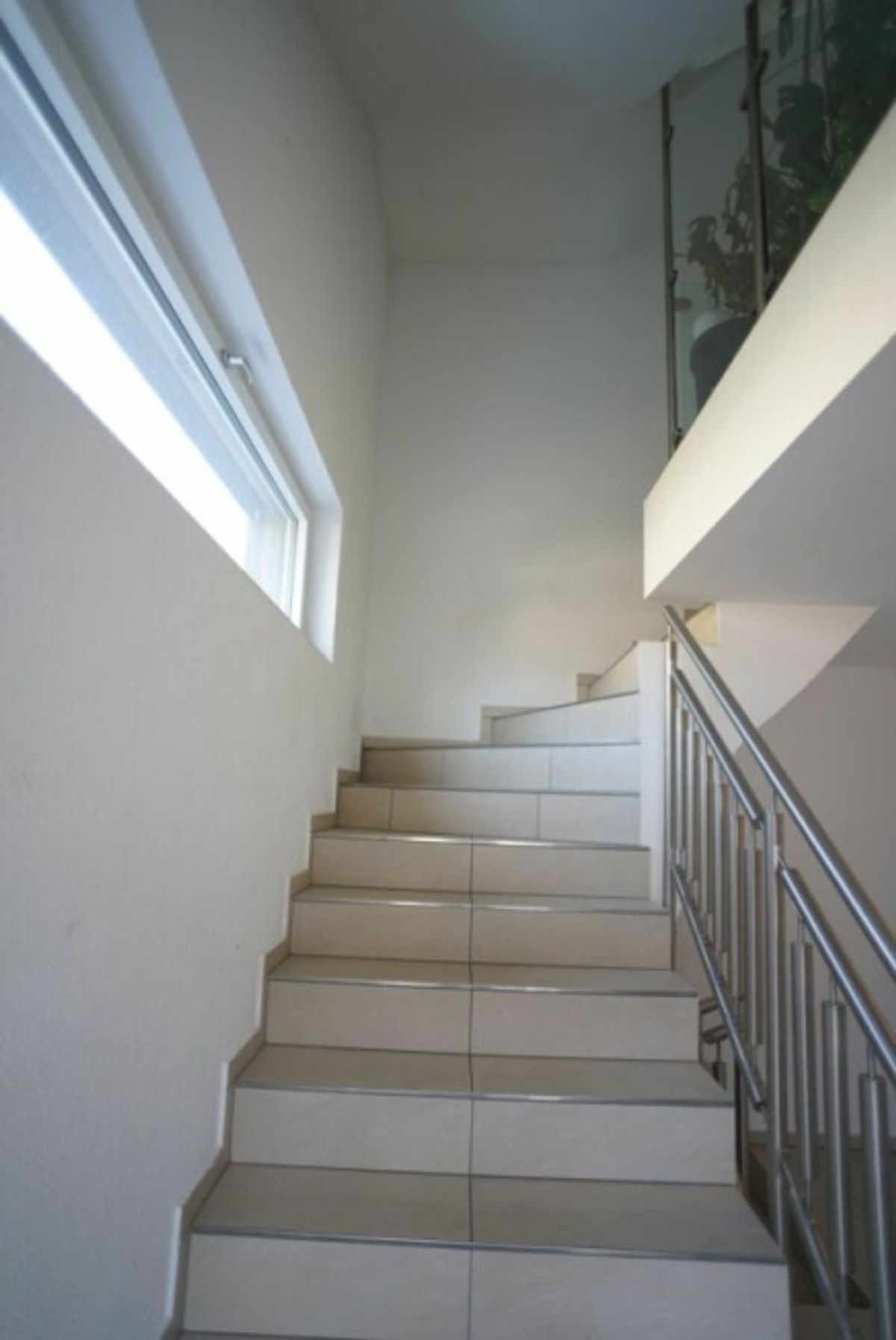 Moderne 3.5-Zimmerwohnung an sehr zentraler und schöner Lage - 6