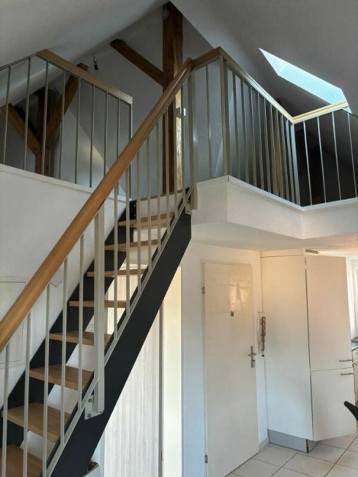 Wunderschöne 2.5-Zimmerwohnung mit Galerie - 7