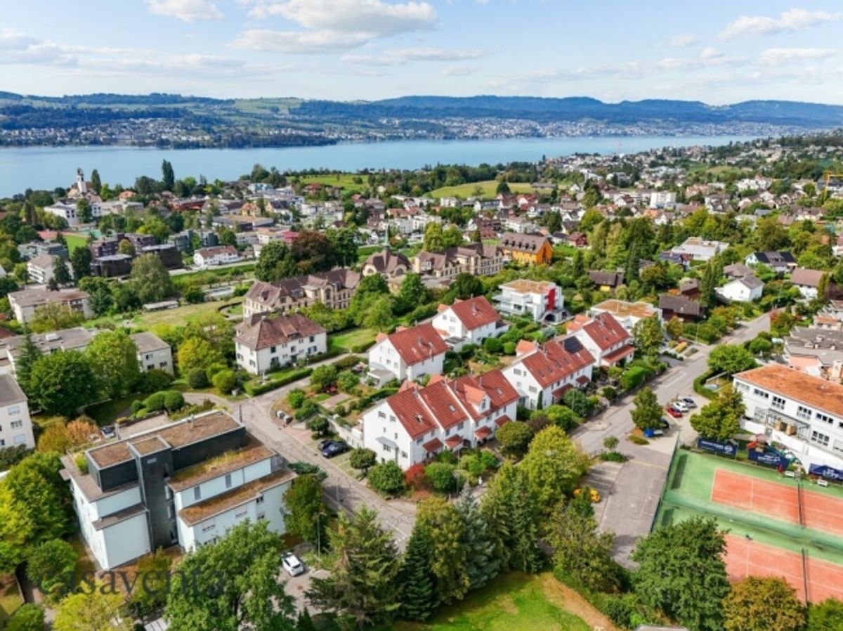 Bankengeprüftes Eckhaus mit viel Raum für Familien - 0