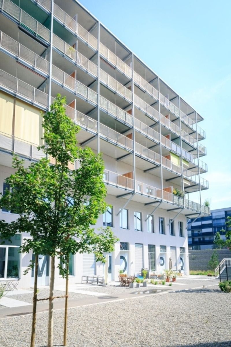 2.5-Zimmerwohnung im 5. Stock - 2